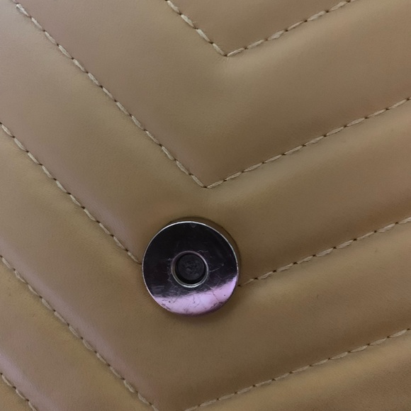 Yellow Purse - Picture 4 of 7